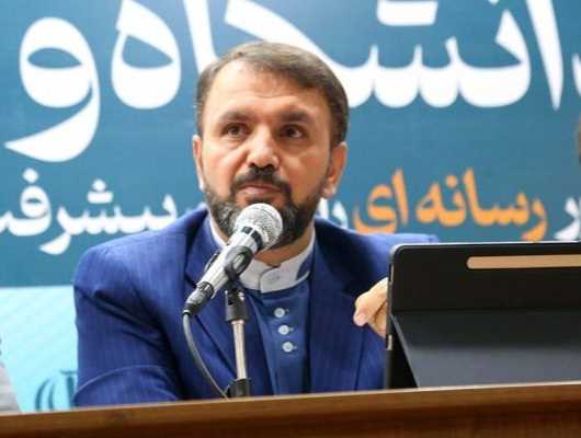 دانایی باید فراتر از دیوارهای دانشگاه برود